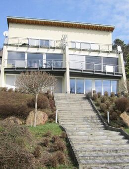 Zwei Wohneinheiten -Doppelhaus- in traumhafter Hanglage - Kapitalanlage mit Weitblick - Queidersbach