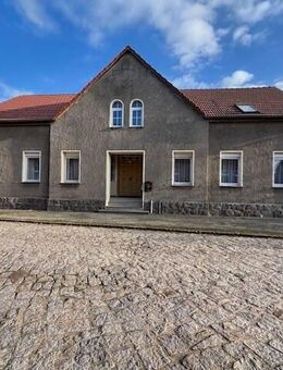 Reserviert!!! Drei-Seitenhof in der Nähe von Lüderitz in Schleuß mit großem Grundstück und vielen Nutzungsmöglichkeiten - Tangerhütte