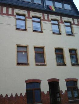 Großer Südbalkon - Zweiraumwohnung in zentraler Lage - Merseburg