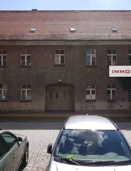 IMMOBERLIN.DE - Attraktives Zinshaus mit viel Potential in guter Ortskernlage - Liebenwalde