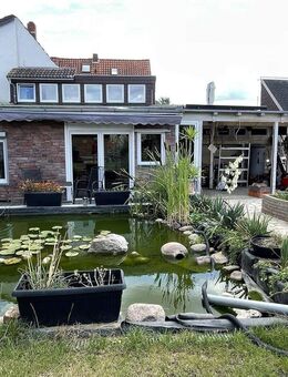 Arnum: DHH mit gr.Garten, Dachterrasse & 2 Garagen - Ideal f. Familie oder Mehrgenerationenwohnen - Hemmingen (Niedersachsen)