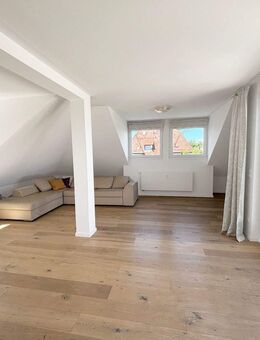 Tolle Dachgeschoss-Maisonette-Wohnung in Aussichtslage - Stuttgart