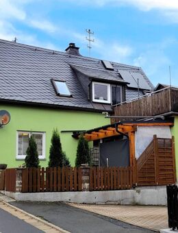 Modernisiertes Reihenendhaus mit Wohlfühlcharakter in 96365 Nordhalben! - Nordhalben