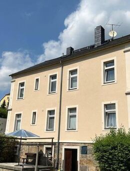 Top gepflegtes Mehrfamilienhaus mit Doppelgarage & Garten in ruhiger Lage! - Klingenberg