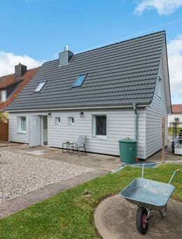 Modernisierte Doppelhaushälfte mit schönem Grundstück - Ascheberg (Holstein)