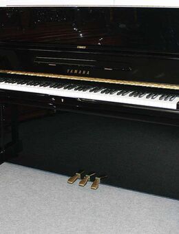 Klavier Yamaha U1, 121 cm, schwarz poliert, Nr. 4364002, 5 Jahre Garantie - Egestorf