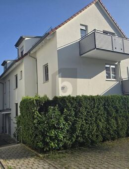 NEUWERTIG, SUPER SCHNITT UND MIT 2 STELLPLÄTZE - Leutenbach (Baden-Württemberg)
