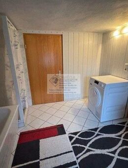 Fachwerkhaus mit Scheune und Anbau - Bad Zwesten