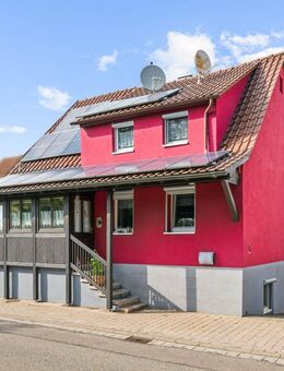 Größer als gedacht - liebevoll saniertes Einfamilienhaus in Sternenfels - einziehen und wohlfühlen - Sternenfels