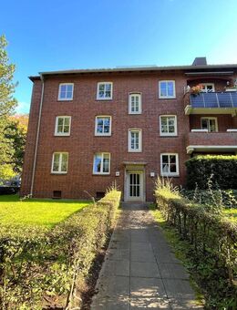 Winterhude/Alsterdorf: modernisierungsbedürftige ETW mit Balkon u. Garage - Hamburg