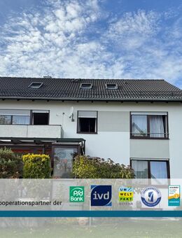 Wohnen mit Charme und Ruhe! Helle 2-Zimmer DG-Wohnung mit Stellplatz in Schwanstetten OT Schwand - Schwanstetten