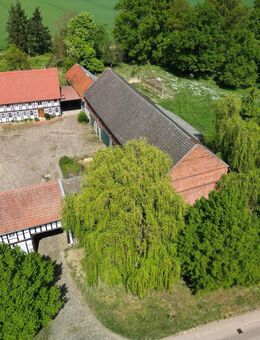 Vierseitenhof mit Altenteil, Scheune, Stallgebäuden und Grünland - Apenburg-Winterfeld
