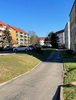Hier werden Wohnträume wahr! Renovierte 2-Raumwohnung in der 2. Etage rechts in Greußen - Greußen