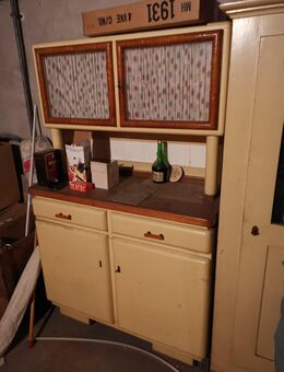 Küchenschrank aus der Zeit vor dem zweiten Weltkrieg - Ludwigshafen (Rhein)