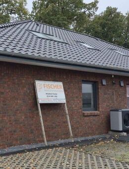 Moderne und sonnige DHH (BUNGALOW STIL) in ruhiger Lage (bei Stade)Fredenbeck. - Fredenbeck