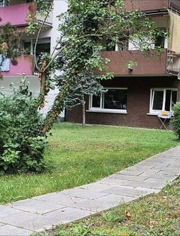 1,5 ZKB, 48 m², die Wohnung wurde grundsaniert und wird demnächst frei. - Karlsruhe