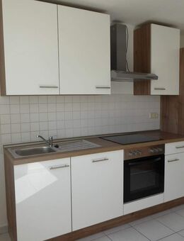 3 Zimmer mit Einbauküche - Dessau-Roßlau