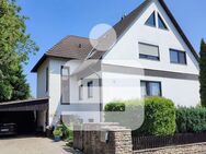 Zweifamilienhaus in Niederndorf...Viel Platz zum Wohnen, verteilt auf neun Zimmer! - Herzogenaurach