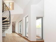 SO VIEL RAUM ZUM GLÜCKLICH SEIN // Exklusive 3-Raum-Wohnung im Dachgeschoss mit Gäste-WC und Loggia - Wurzen