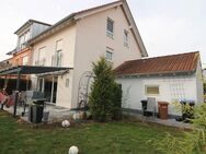 Familien aufgepasst! Einziehen ohne Baustress - Doppelhaushälfte in SATTELDORF sucht neue Eigentümer. - Satteldorf