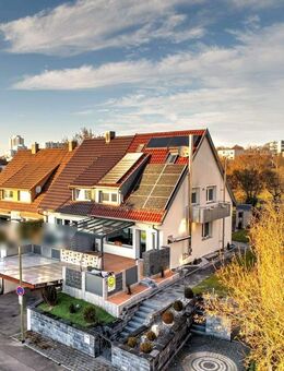 VERKAUFSSTART: Familienfreundliche Doppelhaushälfte in Top-Zustand - Leonberg (Baden-Württemberg)