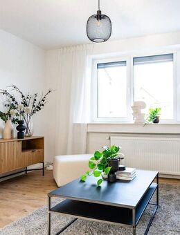 SOFORT EINZIEHEN: Reihenhaus frisch renoviert - Bremerhaven