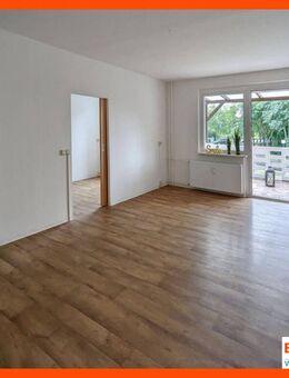 Barrierearme 2-Raum-Wohnung! Wanne und Dusche // Küche mit Fenster // Balkon mit Blick ins Grüne! - Gera