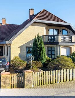 Rastede: Großes Einfamilienhaus mit Garten in Wahnbek, Obj. 8395 - Rastede