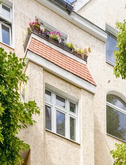 3-Zimmer-Altbauwohnung mit Balkon! Anlageobjekt in top gefragter Kiezlage - Berlin