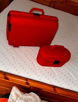 Koffer Set von -SAMSONITE- Rot 2-teilig Hartschale Schminkkoffer+Koffer siehe Bilder - Quakenbrück