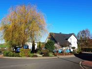 Einfamilienhaus mit Carport und ein Stellplatz zu verkaufen - Morbach