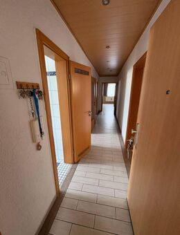 Geräumige Dachgeschosswohnung in Hagen mit modernem Flair /Ecke Pelmkestraße - Hagen (Stadt der FernUniversität)