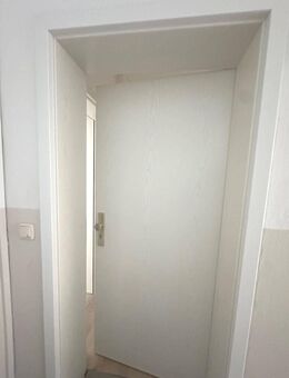 Familienfreundliche 3-Zimmer-Wohnung im Hochparterre - Treuen