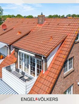 Charmante Dachgeschosswohnung in ruhiger Sackgassenlage - ideal zur Eigennutzung - Norden