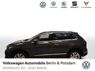 VW Tiguan, 2.0 TDI Move, Jahr 2023 - Berlin