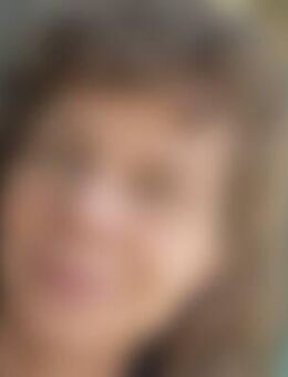 Lum*** - Frankfurt (Main)