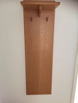GARDAROBE + Gardarobenschrank 150 lang, ,2m hoch ,mit Spiegel, diverse Lampen, 1 Badschrank - Berchtesgaden