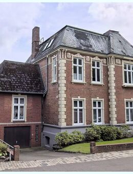 TOPLAGE Husum Zentrum: Repräsentative VILLA AM SCHLOSSPARK mit großem Süd-Garten/ Bauplatz ! - Husum (Schleswig-Holstein)