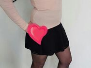 Sissy sucht besuchbaren Mann gern ü45 - Bochum Zentrum