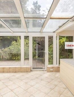 IMMOBERLIN.DE - Attraktives Haus mit naturschönem Südgarten in ruhiger Lage - Kleinmachnow