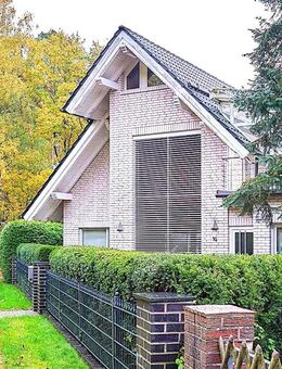 HOCHWERTIGES ARCHITEKTENHAUS AM WALDRAND - Löwenberger Land