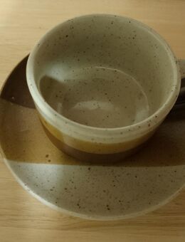 Große Steingut Tasse aus den 70´er Jahren - Essen