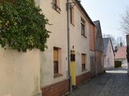 Handwerker aufgepasst: sanierungsbedürftiges Zweifamilienhaus mit Potential im alten Stadtkern - Drebkau