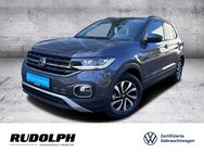 VW T-Cross, 1.0 TSI Life, Jahr 2023 - Leuna