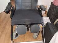 ELEKTRISCHER ROLLSTUHL VON INVACARE (200kg) - Wuppertal