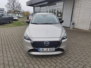 Mazda 2, 1.5 L 2023 5HB e G 90ps 6MT FWD HOMURA, Jahr 2024 - Parchim