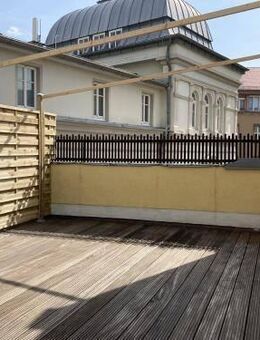 2 Raum Wohnung mit Einbauküche und Dachterrasse am Postplatz zu vermieten. - Bautzen