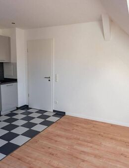 Neue Einbauküche - frisch renovierte, helle Wohnung - Leipzig