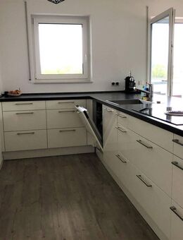 Geräumiges Wohnen mit Aufzug und Ausblick - Göppingen
