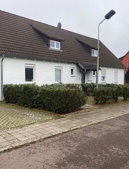 Helle und gemütliche 2-Zimmerwohnung in Merseburg (Freiimfelde) zu vermieten! - Merseburg